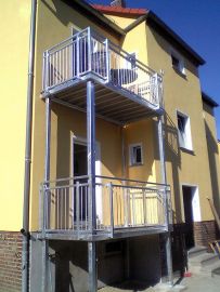 Klicken um zu vergrößern BALKON 2500*1000 Balkonanlage Balkon verzinkt mit Montage