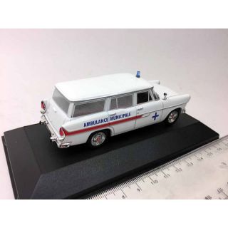 7495010 Atlas 1:43 Simca Marly Ambulance Frankreich Krankenwagen